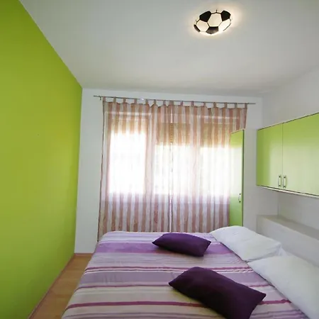 Ferienwohnung Fuer 4 Personen 2 Kinder Ca 62 Qm In Pula, Istrien Istrische Riviera