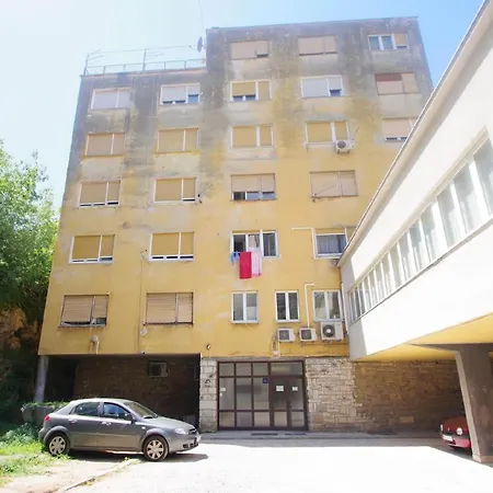 Apartment Ferienwohnung Fuer 4 Personen 2 Kinder Ca 62 Qm In Pula, Istrien Istrische Riviera